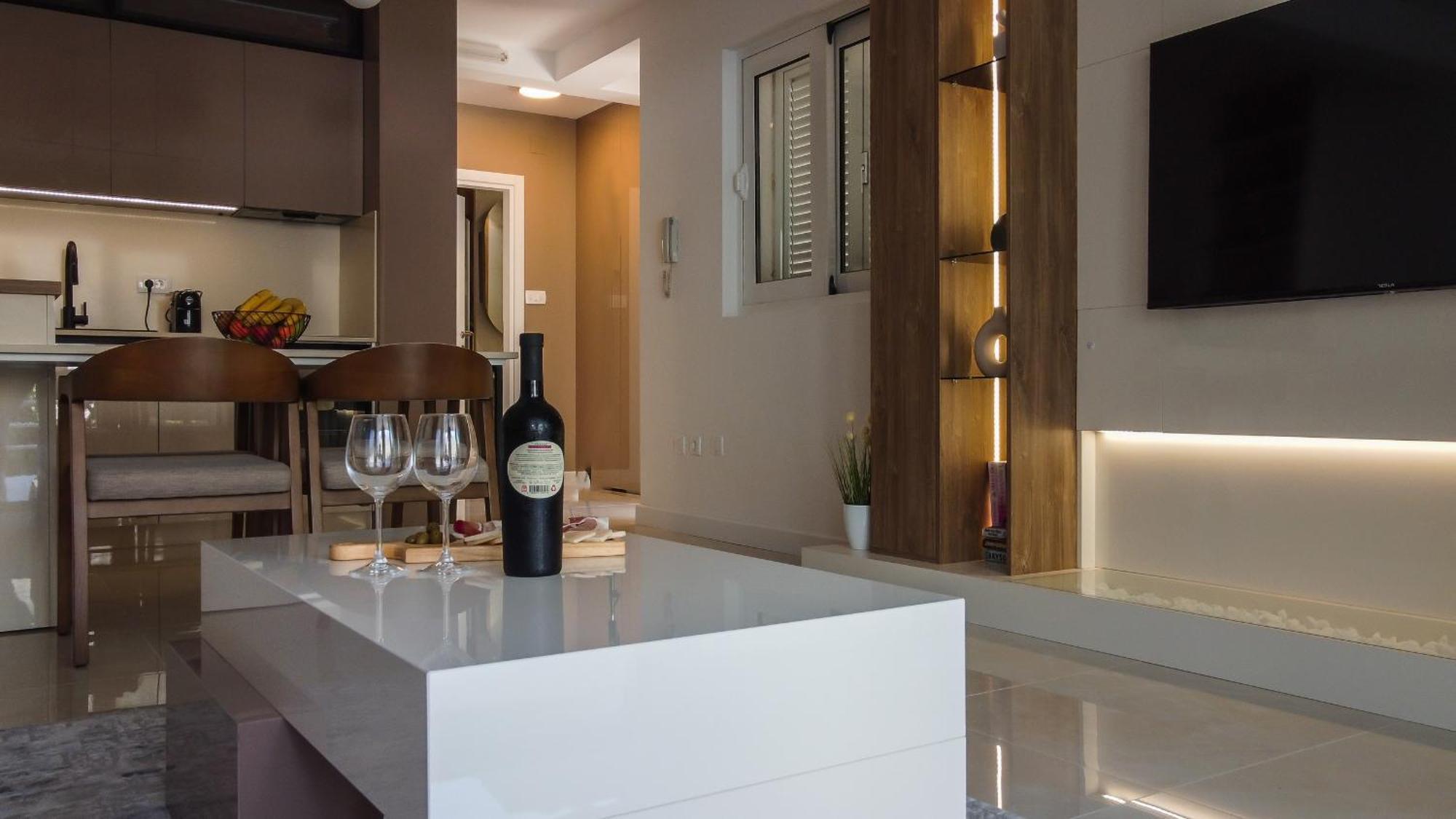 Chillout Apartment In Kotor Bay מראה חיצוני תמונה