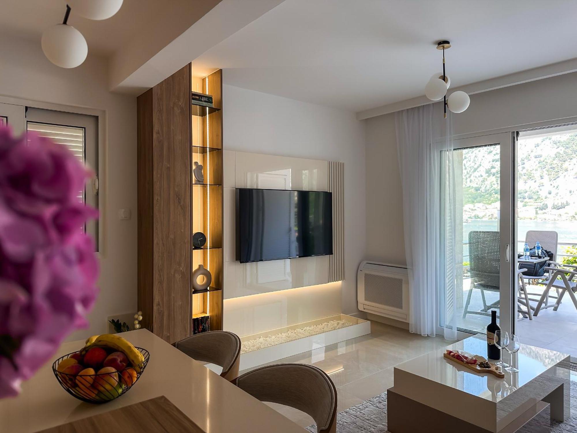 Chillout Apartment In Kotor Bay מראה חיצוני תמונה