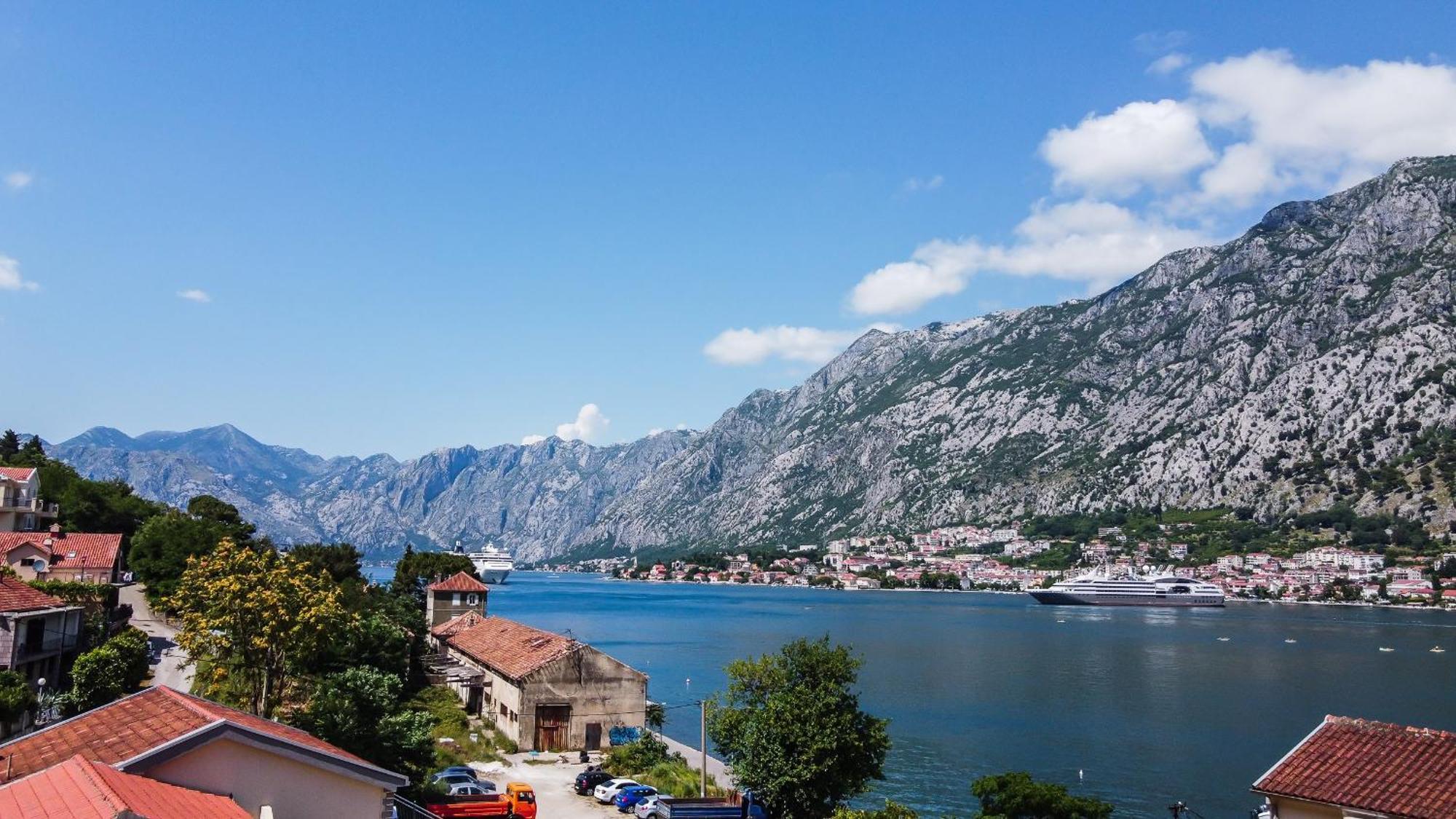 Chillout Apartment In Kotor Bay מראה חיצוני תמונה