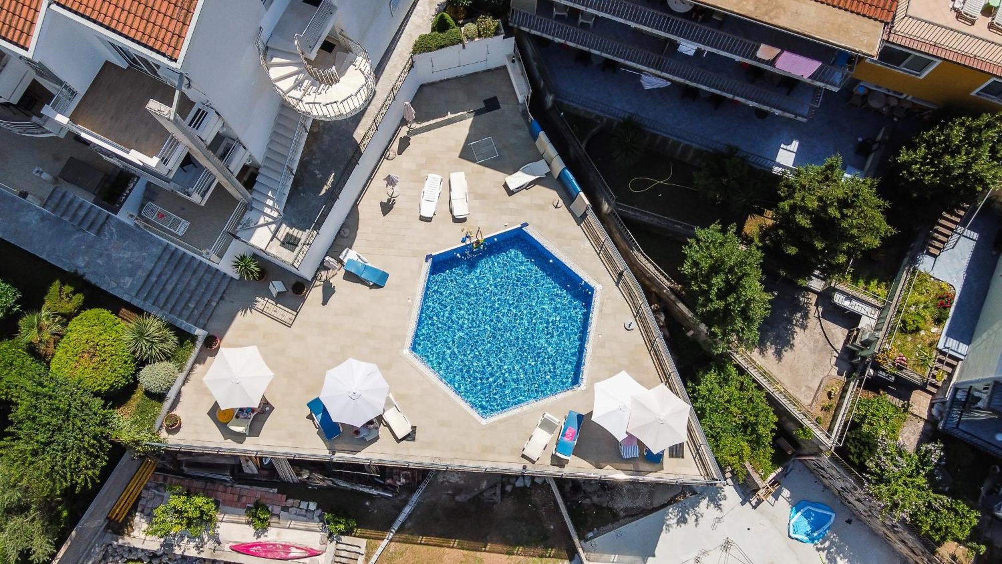 Chillout Apartment In Kotor Bay מראה חיצוני תמונה