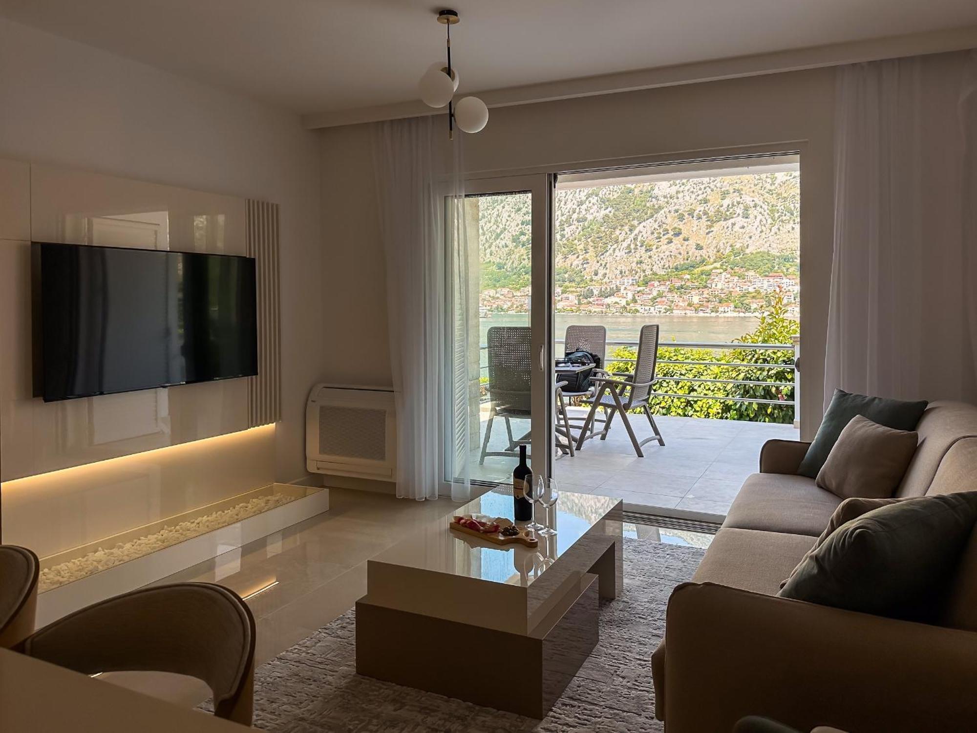 Chillout Apartment In Kotor Bay מראה חיצוני תמונה